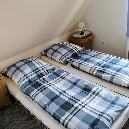 Jornstorf Haeuschen Im Gruenenヴィラ エクステリア 写真